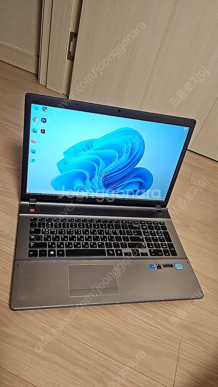 대화면 고사양 삼성 노트북 17인치 i7 롤 한글 엑셀...--1
