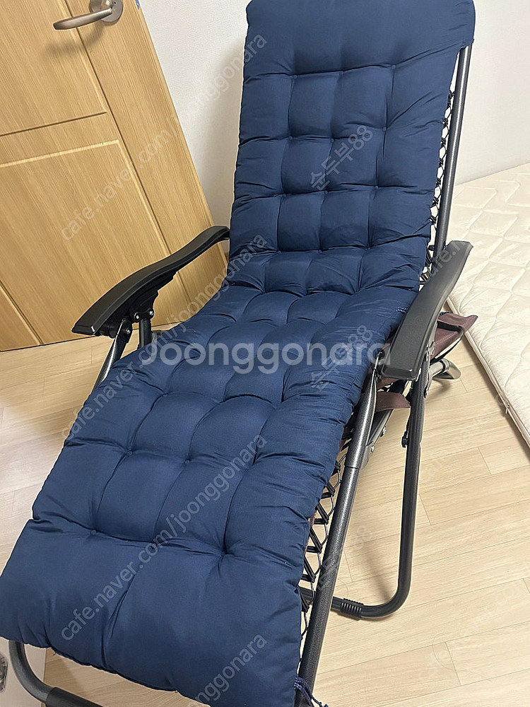 무중력 의자 헤드바디 쿠션 서브테이블 미사용--1