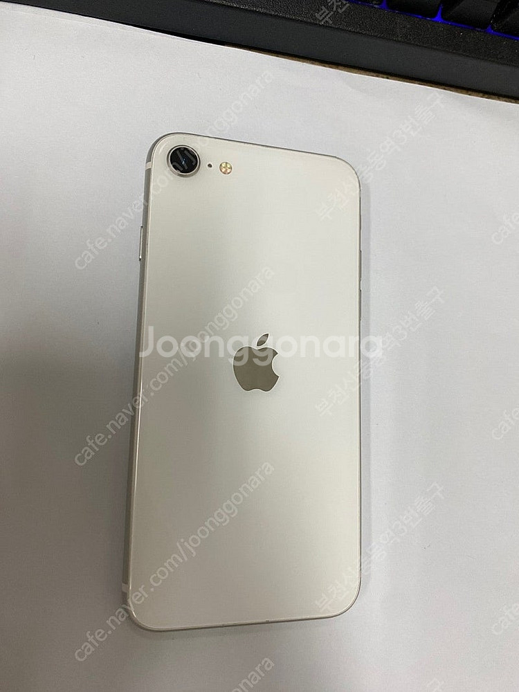 205194 아이폰SE2 화이트 액정SS급 64GB 무...--0