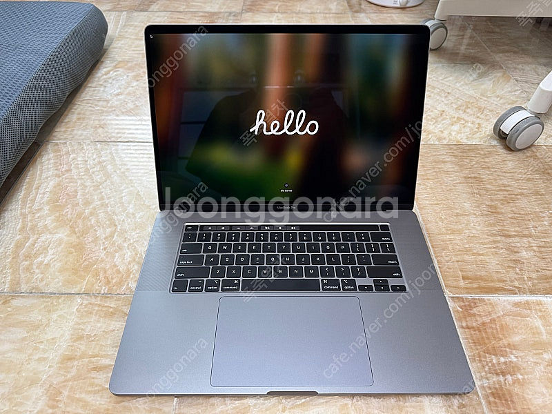 맥북프로 16인치 late 2019 터치바 모델 판매합...--0