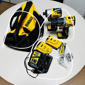 디월트 콤보 셋트 팝니다 dcf840,dcd709 [20V] 150.000원