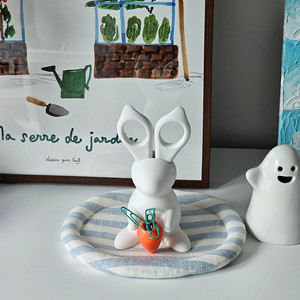 퀄리 토끼 가위