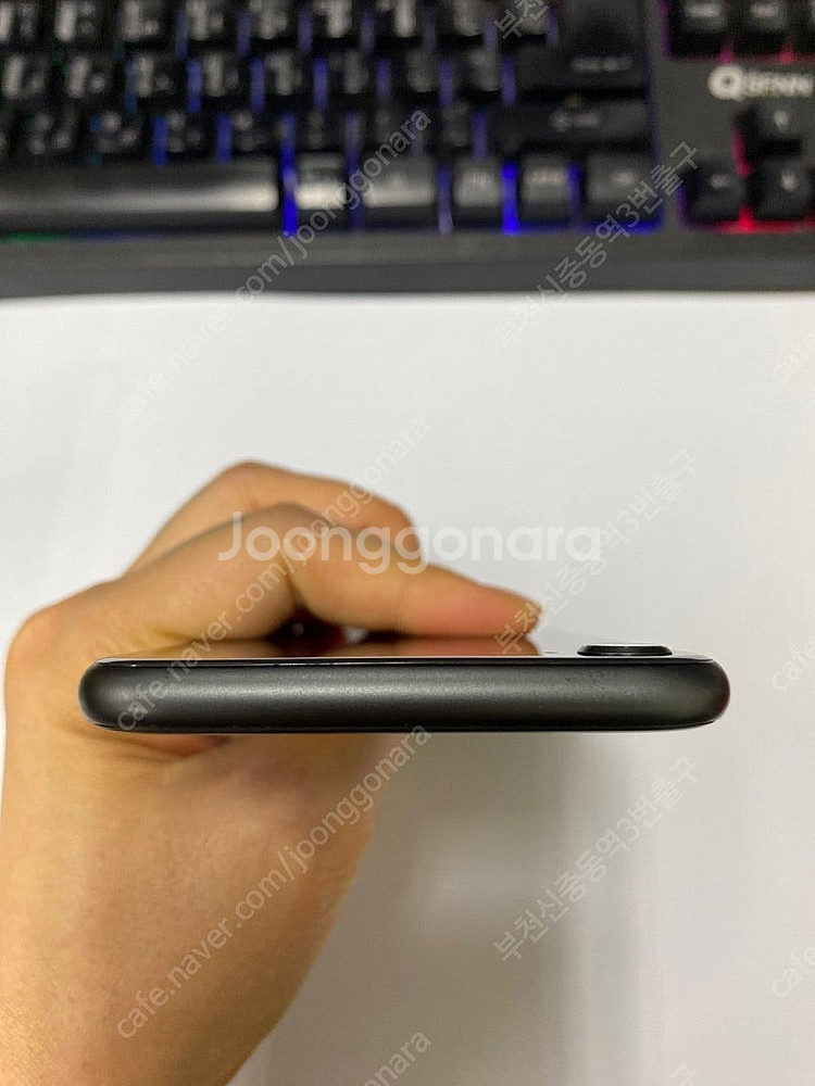204073 아이폰8 스그 A급 256GB 무잔상 배터...--3