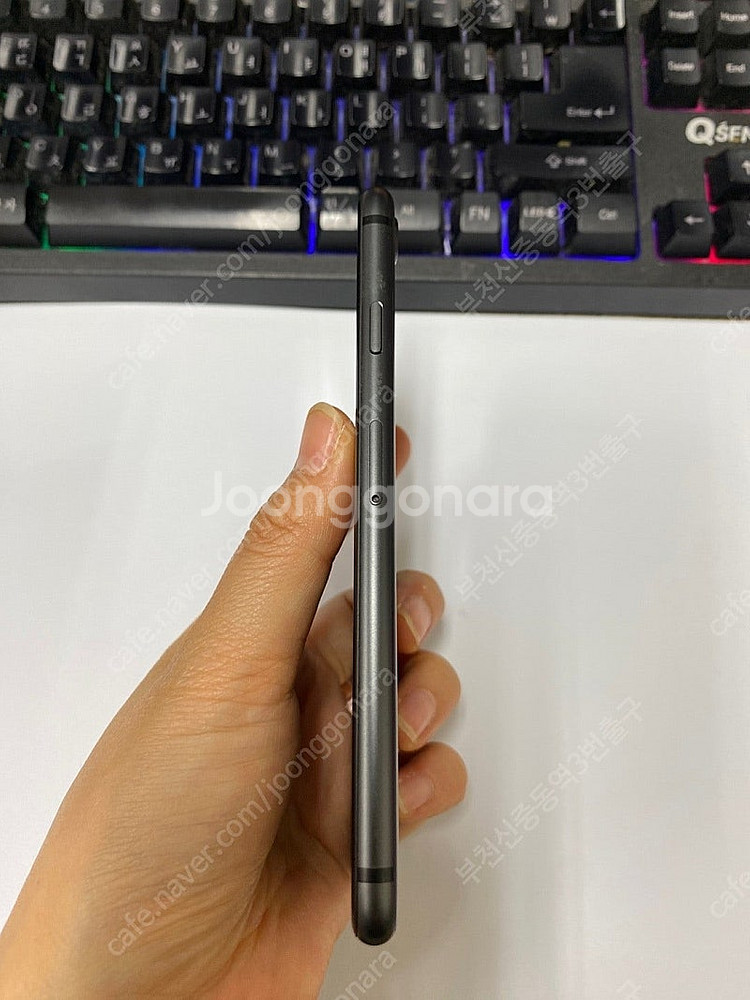 204073 아이폰8 스그 A급 256GB 무잔상 배터...--5