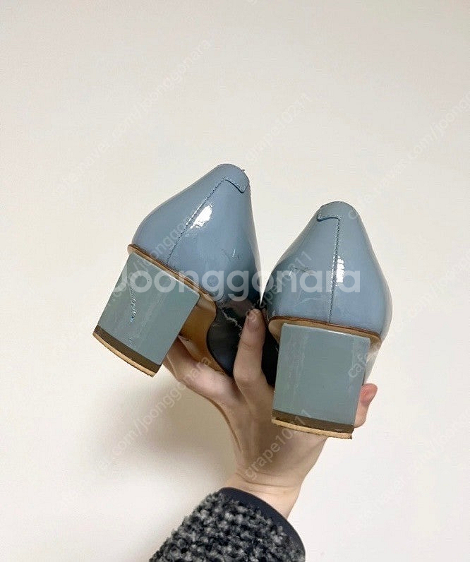 로저비비에 펌퍼스 싸게 처분합니당--2