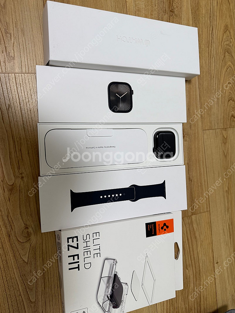 어제 구입한 애플워치10 티타늄 블랙 46mm 단순개봉--0