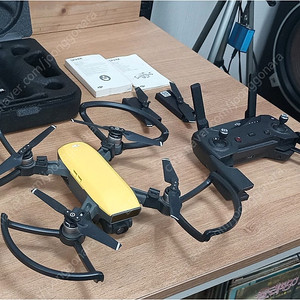 Dji Spark MM1A 드론 셋트 (급속충전기 포함) 팝니다. [경남/창원/부산]