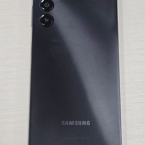 갤럭시 점프3 블랙색상 128용량 새상품컨디션 초S급 단말기 15만 판매합니다