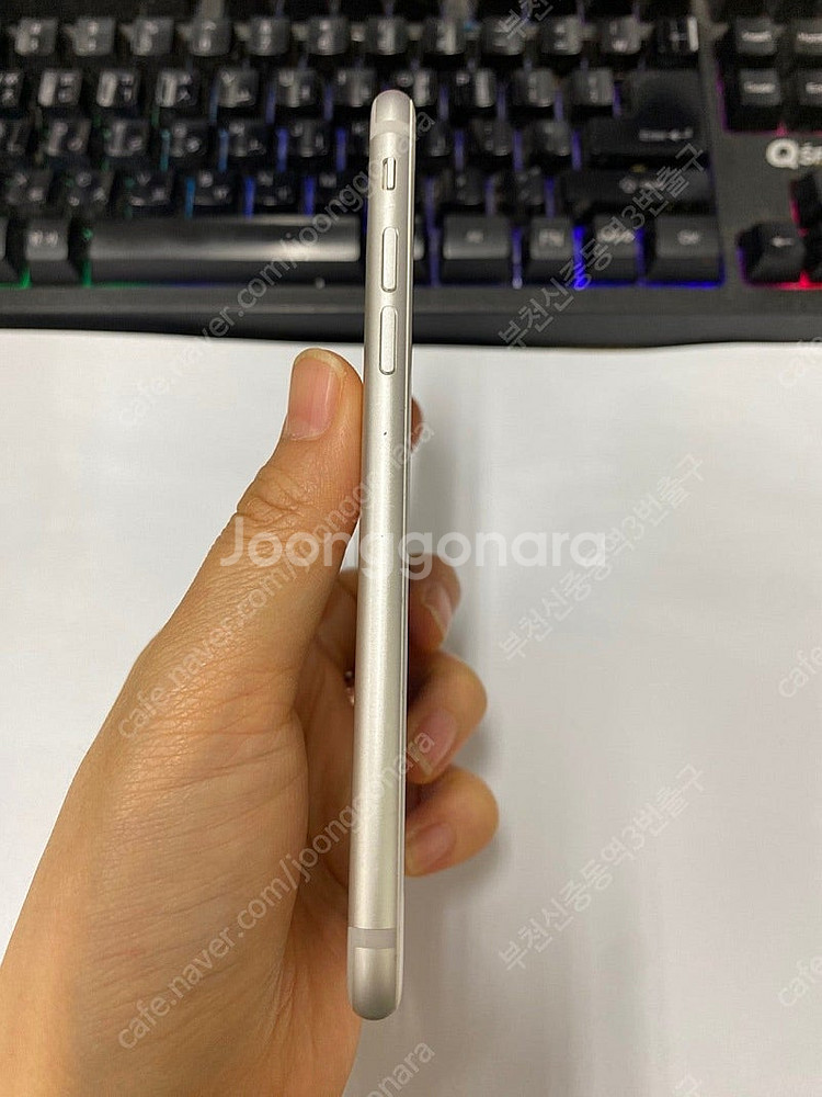 205898 아이폰7 실버 A급 128GB 무잔상 배터...--4