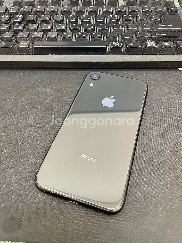 아이폰XR 블랙 64GB 상태좋은 중고16만 팝니다.--1