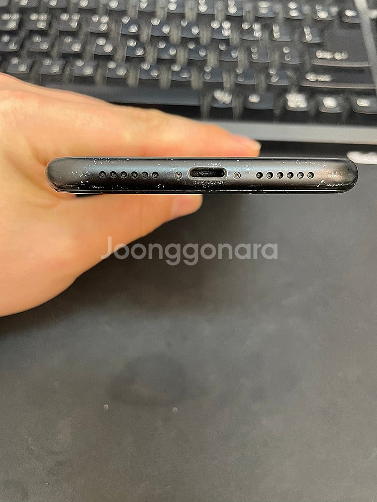 아이폰XR 블랙 64GB 상태좋은 중고16만 팝니다.--5