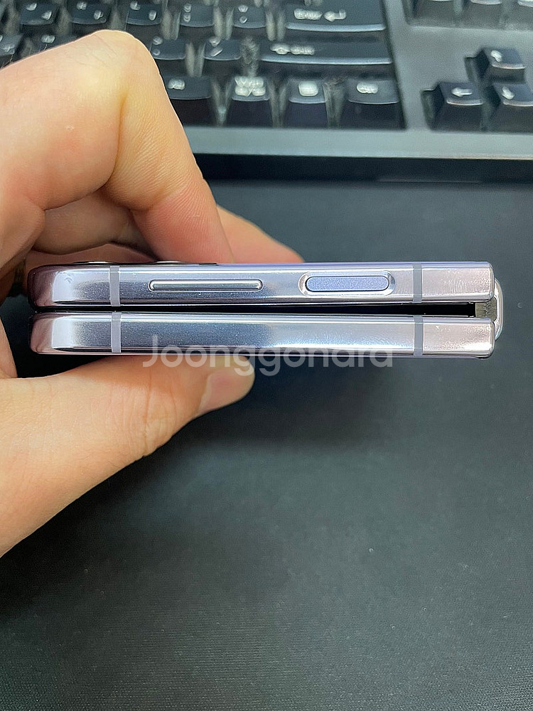 갤럭시Z플립4 보라 256GB 무잔상 상태좋은 중고23...--6