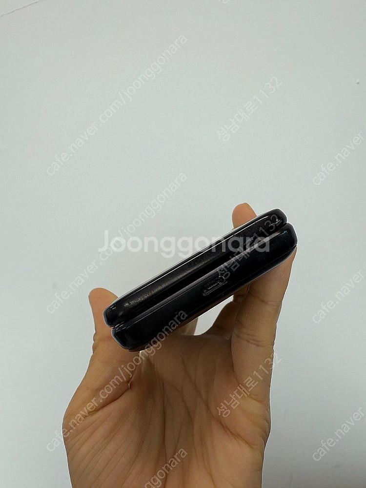 G160 갤럭시 폴더2 블랙 16기가 3만 판매합니다.--3