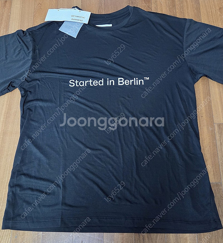 옵티미스틱 러너스 Oversize recycled T-...--1