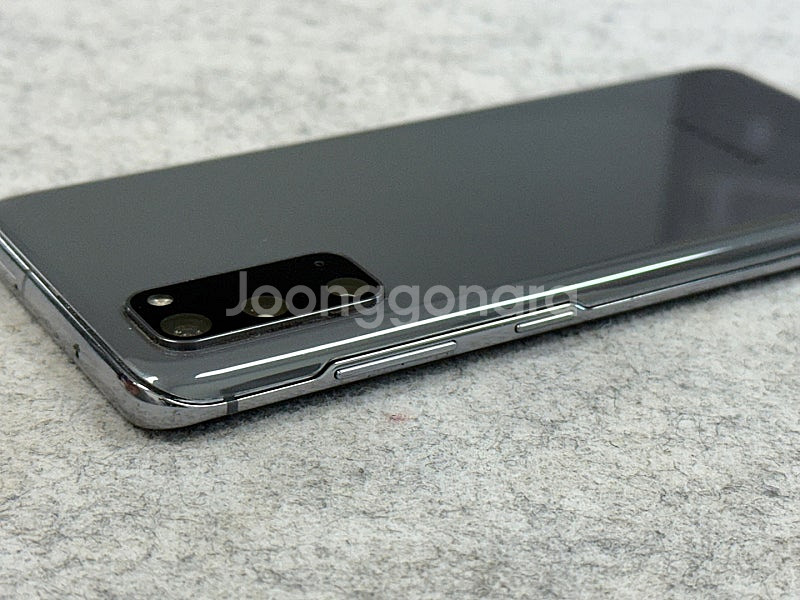 갤럭시S20 그레이색상 128용량 미파손 깨끗한 가성비꿀폰 20년10월개통 11만 판매해요--5