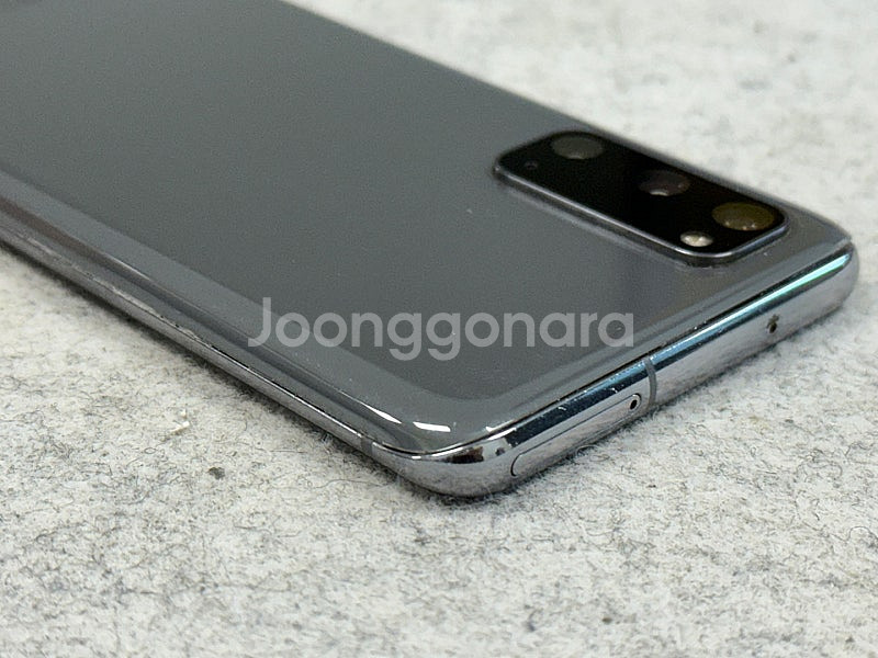 갤럭시S20 그레이색상 128용량 미파손 깨끗한 가성비꿀폰 20년10월개통 11만 판매해요--6