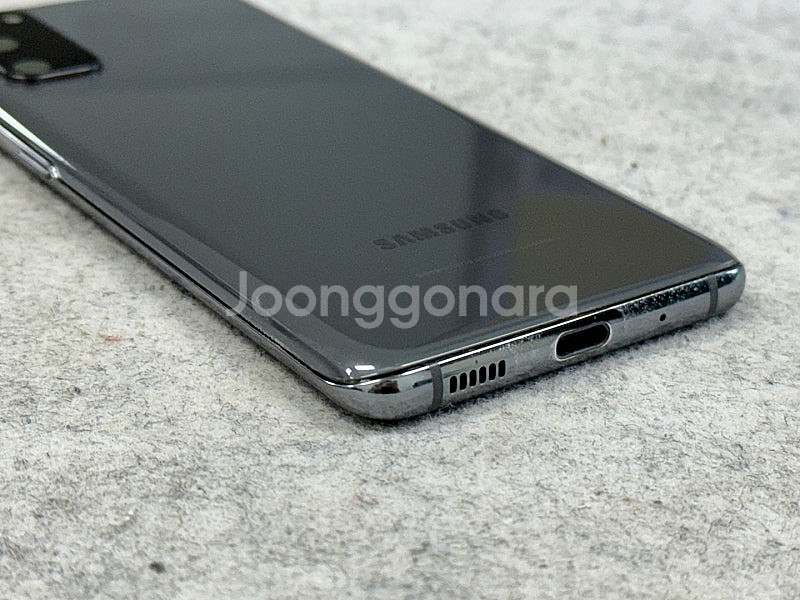 갤럭시S20 그레이색상 128용량 미파손 깨끗한 가성비꿀폰 20년10월개통 11만 판매해요--8