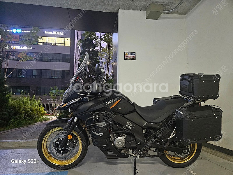 브이스트롬650xt 23년식 11,230km 검정/골드...--3