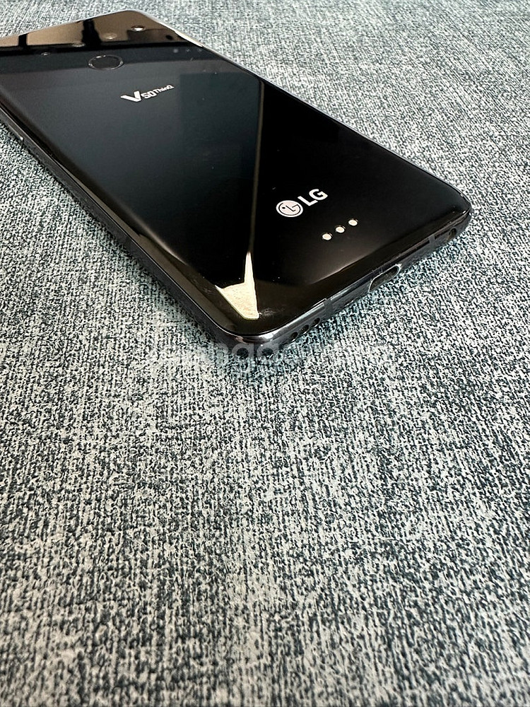 LG V50 128용량 블랙색상 무잔상 상태좋은 미파손...--8