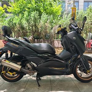 야마하 xmax300 24년식 페리모델 아크라 구변 판매합니다