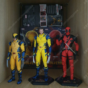 zd toys,마블레전드 울버린 데드풀 판매합니다(지디토이/zd toy/핫토이)