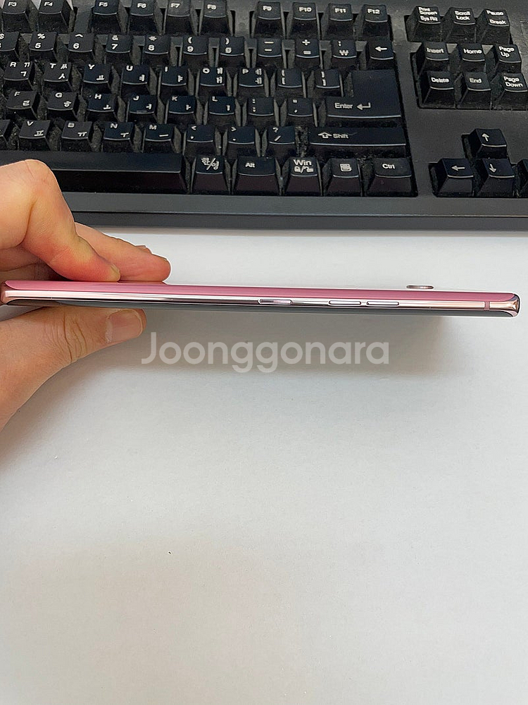 LG벨벳 핑크 128GB 무잔상 상태좋은 중고13만팝니...--6
