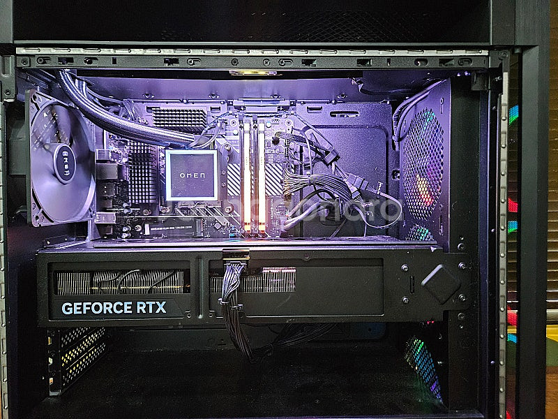 HP 오멘45L RTX4090,7950X3D GT22-...--4