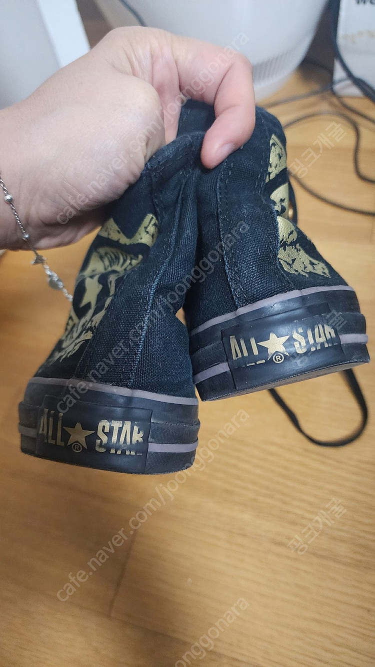 컨버스 척테일러 올스타 하이 블랙--4