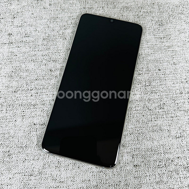 갤럭시 A90 블랙 LG 10만원 외관초S급 판매합니다...--6