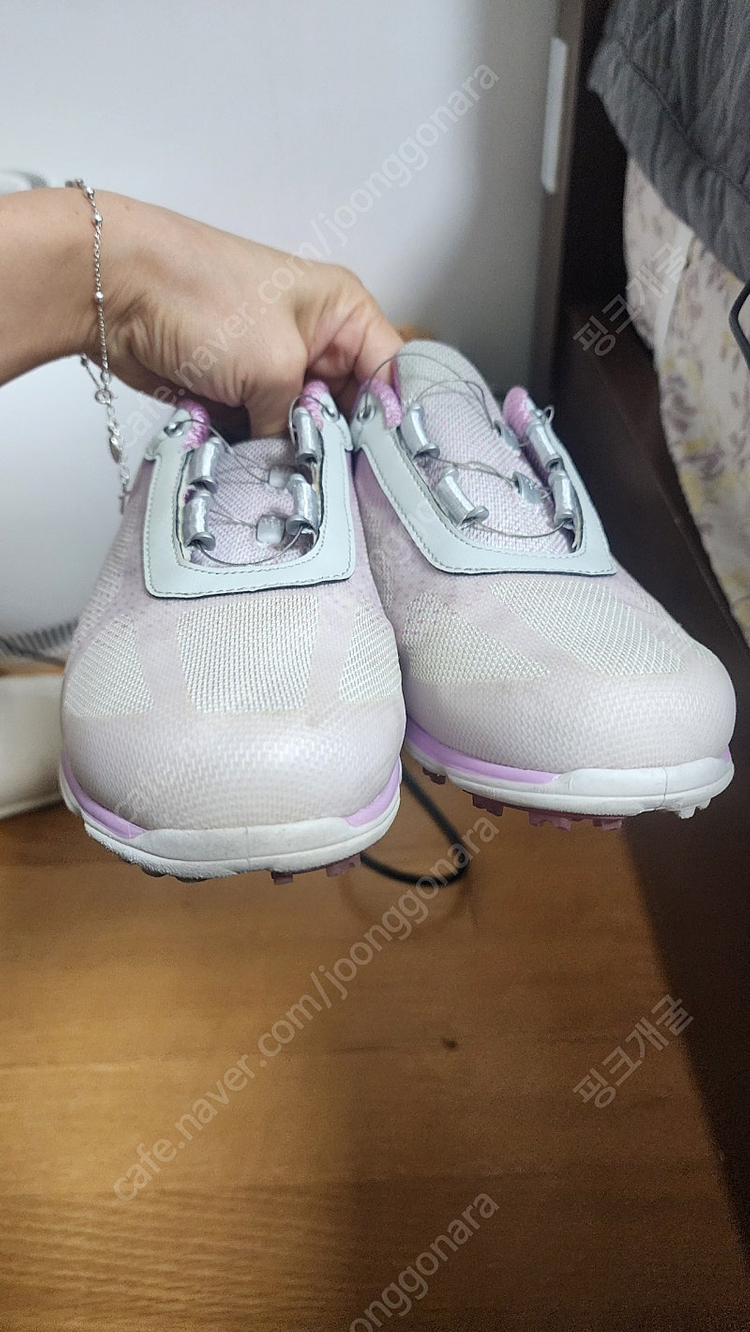 풋조이 FJ 보아 여성 골프화--4