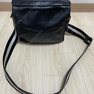 [정품] Bally 발리 크로스백 메신저백 팝니다