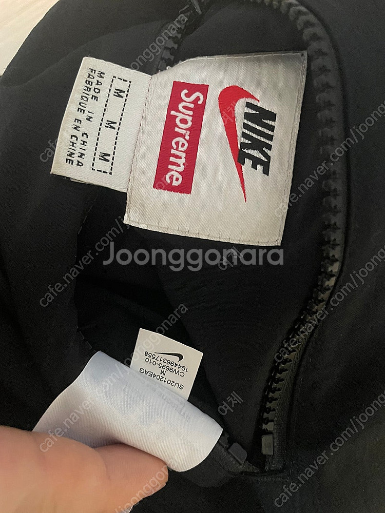 [M] 20FW 슈프림 나이키 아노락 블랙--4