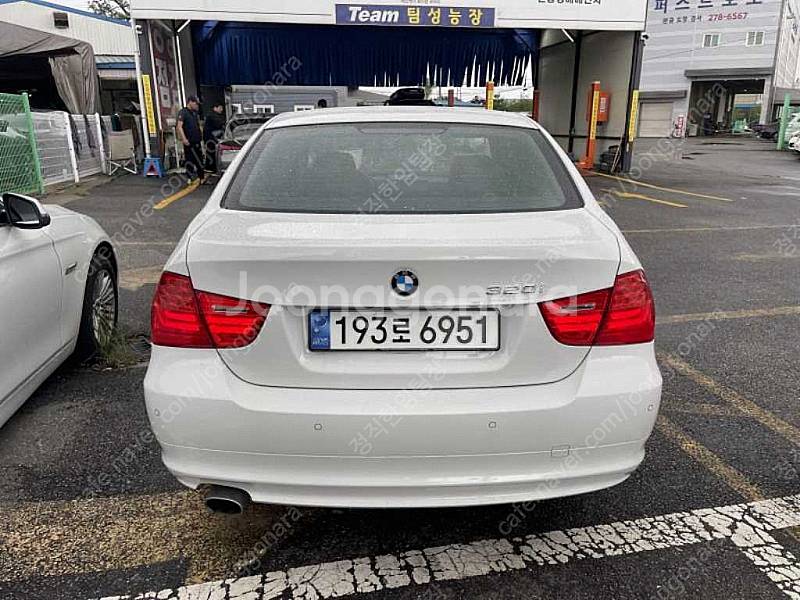 BMW 3시리즈 (E90) 320i 세단 중고차 최저가...--3