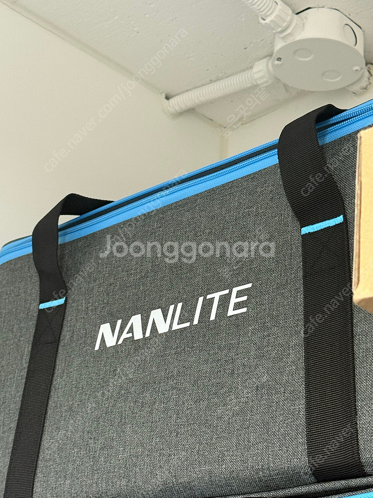 난라이트 포르자 300B 2(2세대) 상태S급 팝니다--2