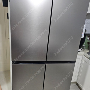 삼성 비스포크 4도어 냉장고 847L RF85R9262T2 판매합니다.