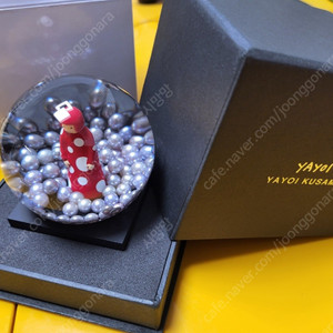 (새제품) 쿠사마야요이 할머니 크리스탈 스노우볼 YAYOI KUSAMA 일본정품