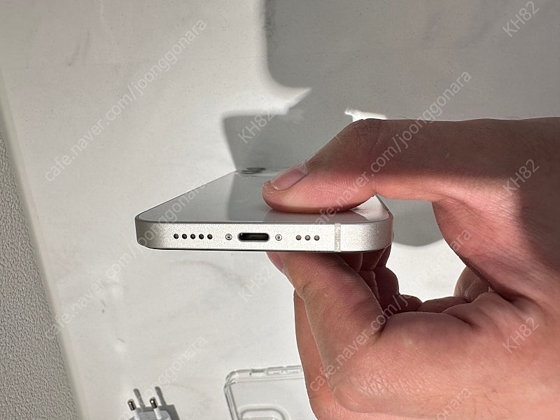 아이폰12 128GB 화이트--3