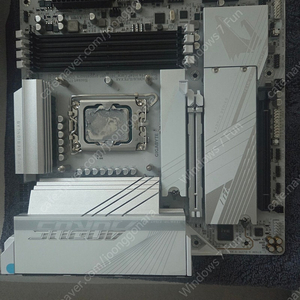 기가바이트 B760M AORUS ELITE X AX