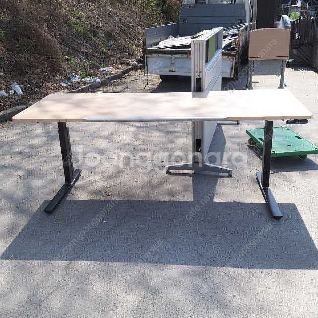 퍼시스 사무용가구 책상 의자 회의테이블 책장 등등 새로...--8