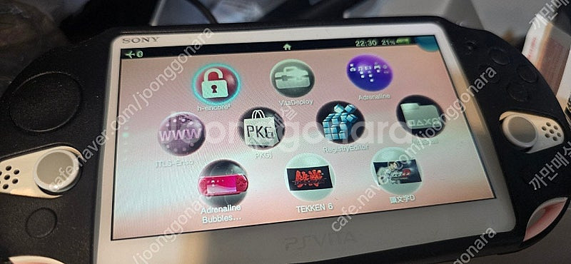 PS Vita 2세대 256GB 핑크 팝니다,--3