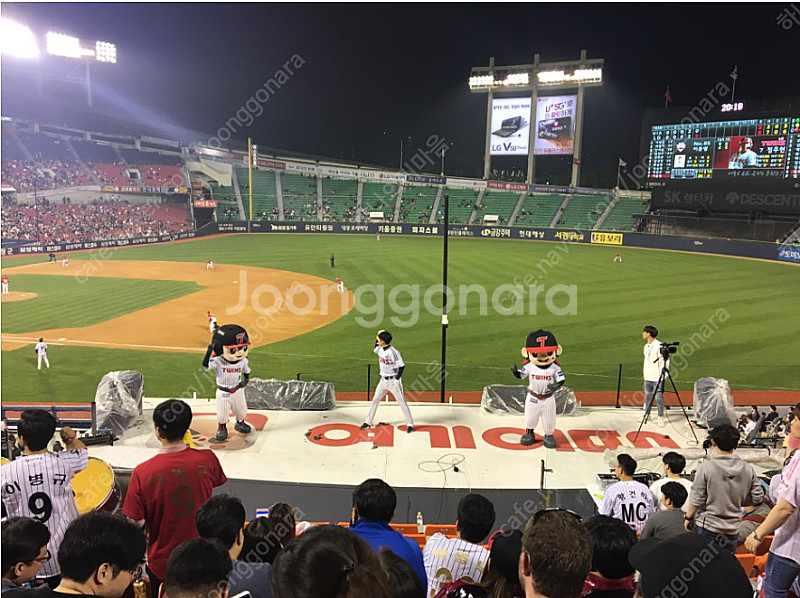 7월 18일 19일 20일 LG VS 롯데 1루 오렌지...--2