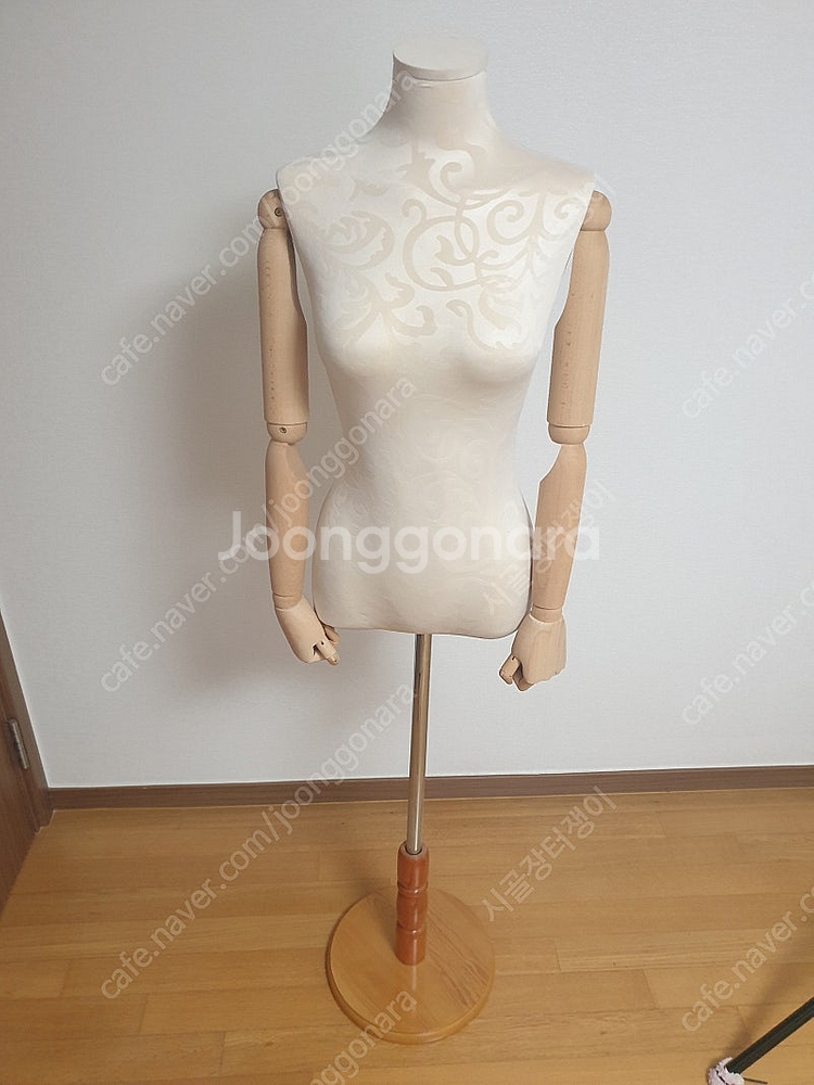 여자 피노키오 마네킹 팝니다--1