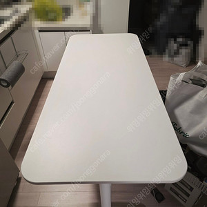 이케아 베칸트 140x60 화이트 책상 판매합니다