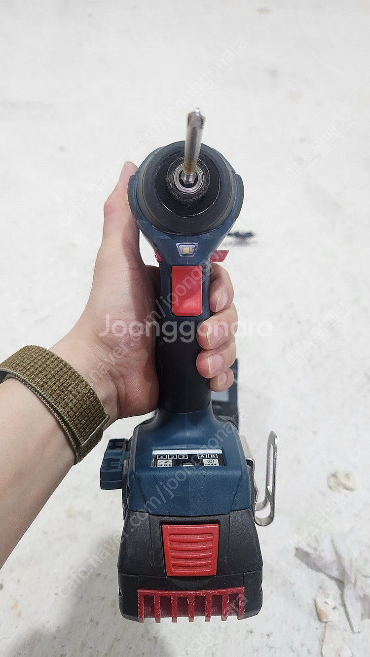 gdr18v 220c 보쉬 임팩 배터리5ah 충전기--4