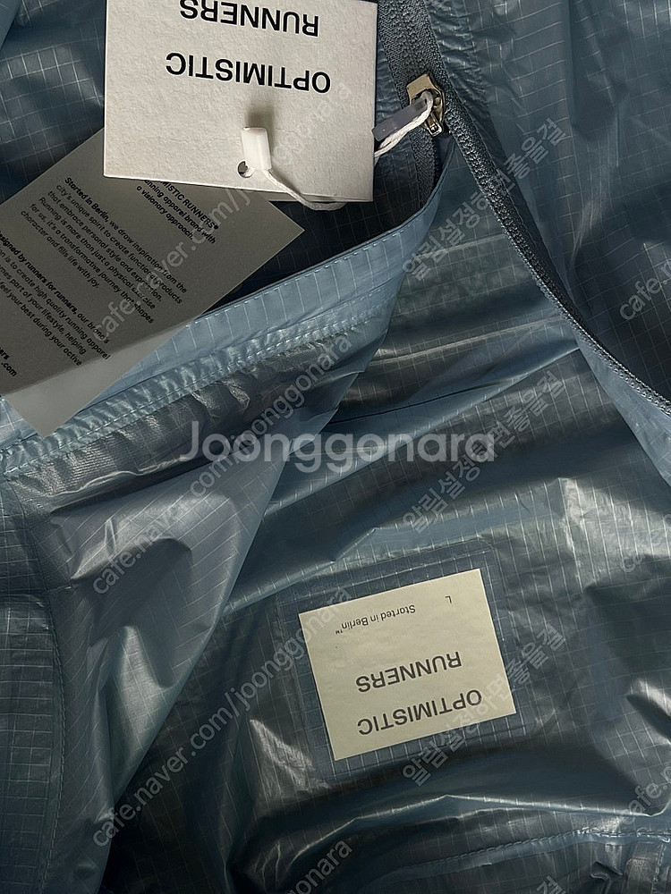 옵티미스틱 러너스 퍼포먼스 패커블 자켓--1