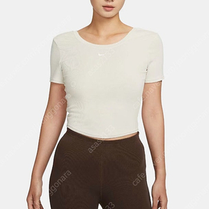 나이키 스쿱 칠 니트 반팔 골지 탑 판매합니다.