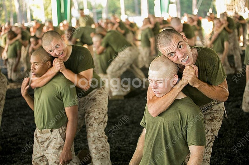 USMC 미해병 미군 반팔티셔츠 반바지 맨투맨 크루넥 ...--1