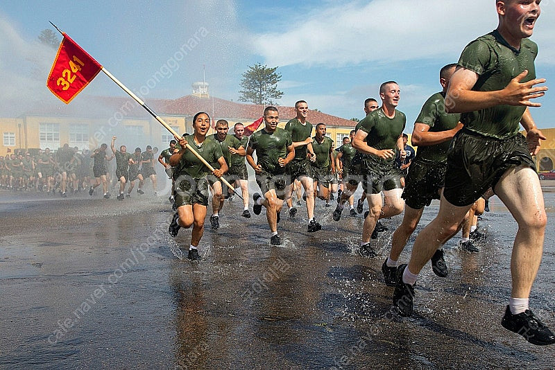 USMC 미해병 미군 반팔티셔츠 반바지 맨투맨 크루넥 ...--2