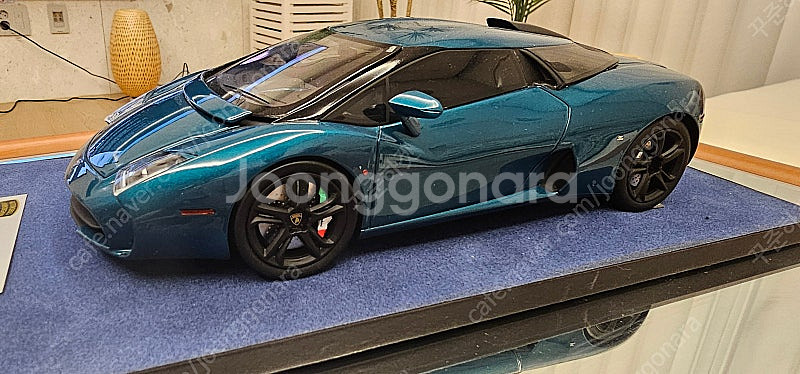 1:18 Looksmart lamborghini 5-9...--8