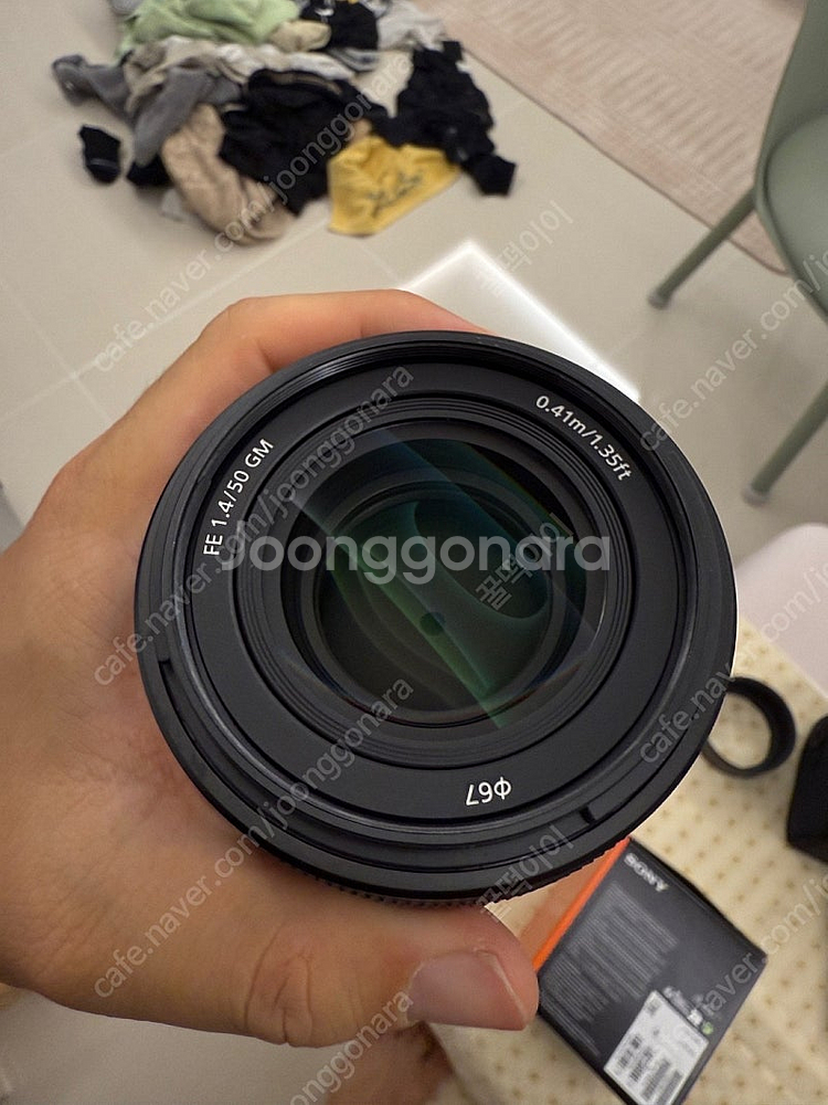 소니 Fe50mm .1.4 렌즈 팝니다.​바디에 작은 ...--2